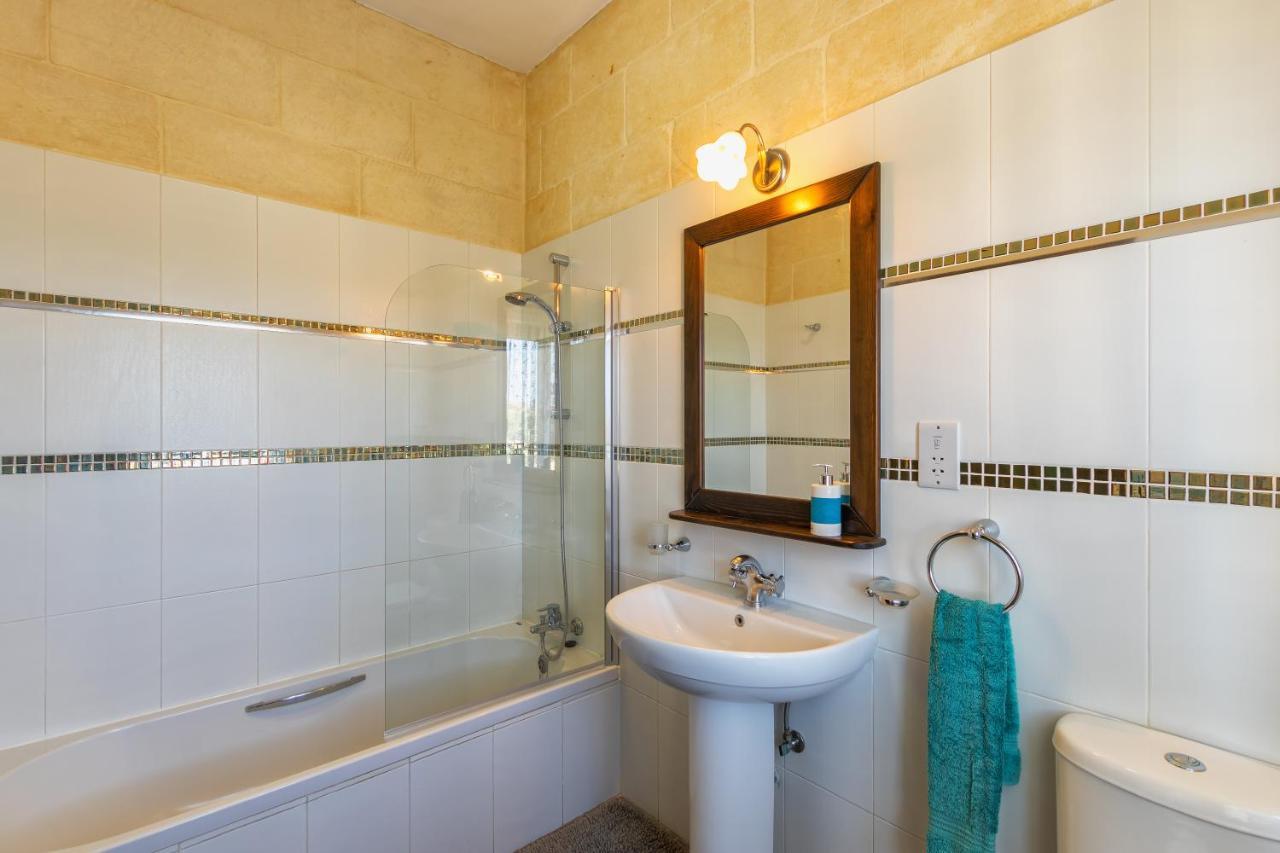 Ghajn Damma Villa Xaghra Bagian luar foto